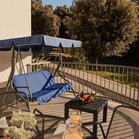 Apartment Maslina Drvenik (Split-Dalmatia)