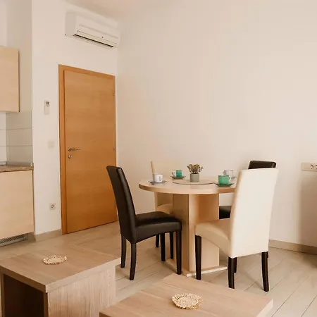 Maslina Drvenik (Split-Dalmatia)