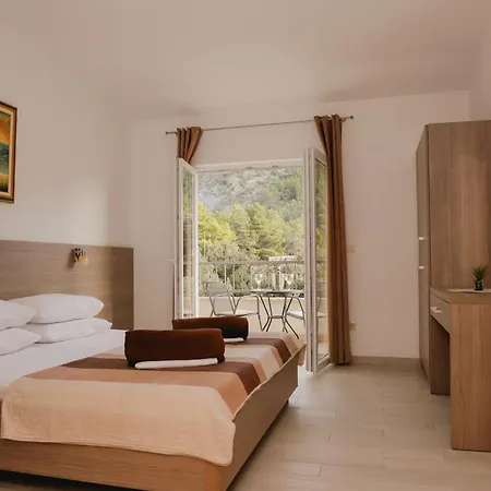 Apartment Maslina Drvenik (Split-Dalmatia)